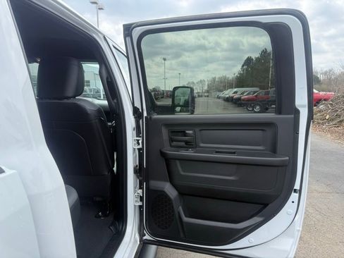 New 2025 RAM 2500 Tradesman w/ Safety Group AWD/4WD image 50