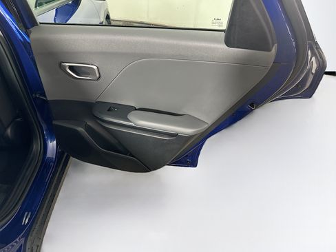 Used 2025 Kia K4 FWD image 28