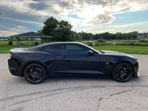 Used 2024 Chevrolet Camaro SS RWD image 18