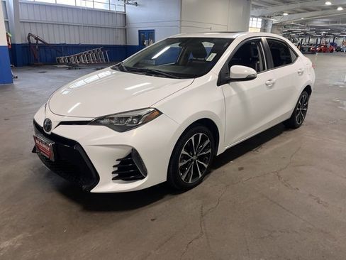 Used 2017 Toyota Corolla SE image 7