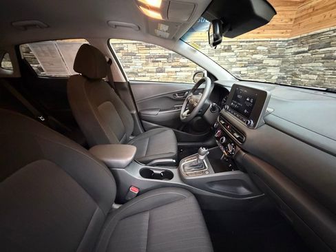 Used 2023 Hyundai Kona SEL image 14