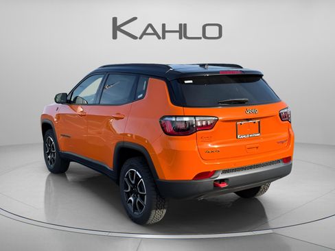 New 2026 Jeep Compass Trailhawk image 2