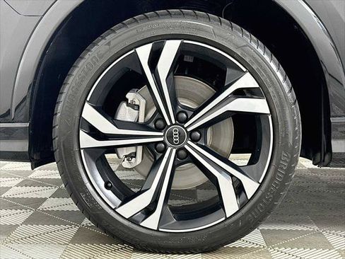 Certified 2023 Audi Q3 2.0T Premium Plus w/ Premium Plus Package AWD/4WD image 29