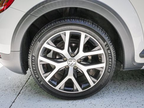 Used 2017 Volkswagen Beetle 1.8T Dune FWD image 13