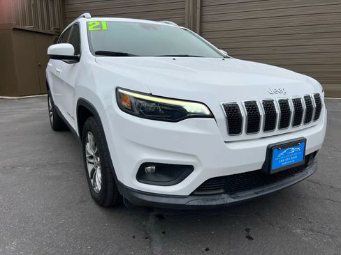 Used 2021 Jeep Cherokee Latitude Lux w/ Sun & Sound Group image 8