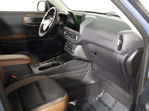 Used 2025 Ford Bronco Sport Outer Banks w/ Outer Banks Tech Package+ AWD/4WD image 24