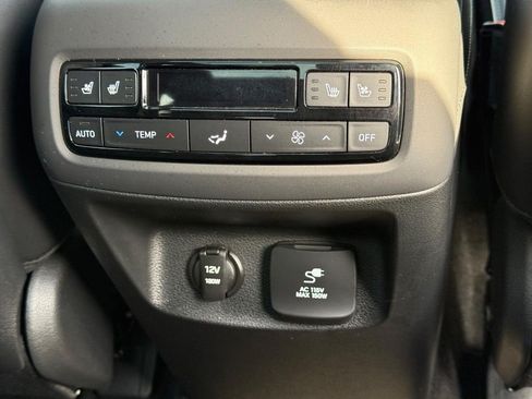 Certified 2024 Hyundai Palisade Calligraphy AWD/4WD image 13