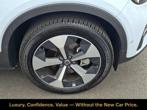 Certified 2026 Volvo XC40 B5 Plus w/ Protection Package Premier AWD/4WD image 9