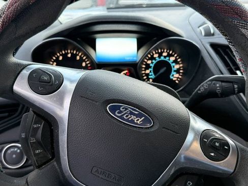 Used 2013 Ford Escape SE image 18