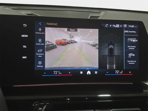 Used 2025 BMW X1 xDrive28i w/ Convenience Package image 16