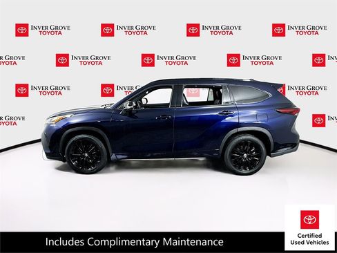 Certified 2025 Toyota Highlander XSE image 8