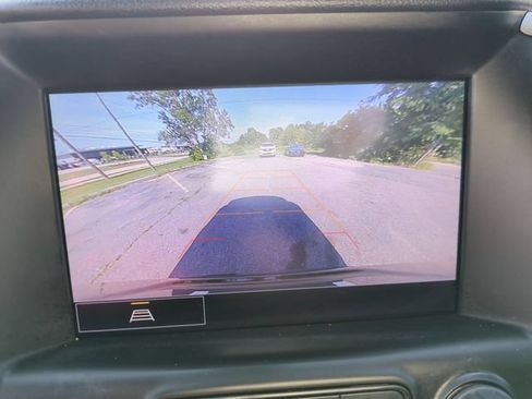 Certified 2023 GMC Terrain SLT w/ Infotainment Package II AWD/4WD image 15