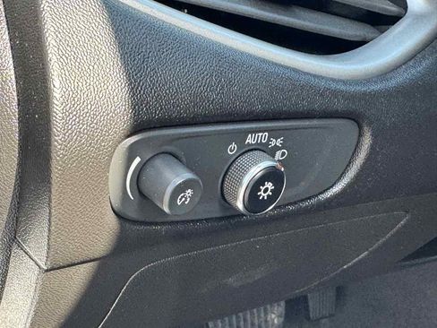 Used 2024 Chevrolet Malibu LT FWD image 29