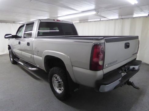 Used 2004 Chevrolet Silverado 2500 LS image 4