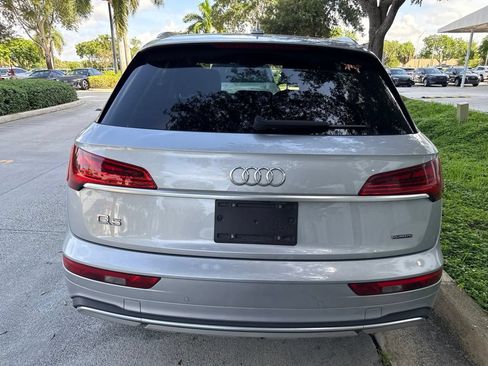 Used 2023 Audi Q5 2.0T Premium w/ Convenience Package AWD/4WD image 9