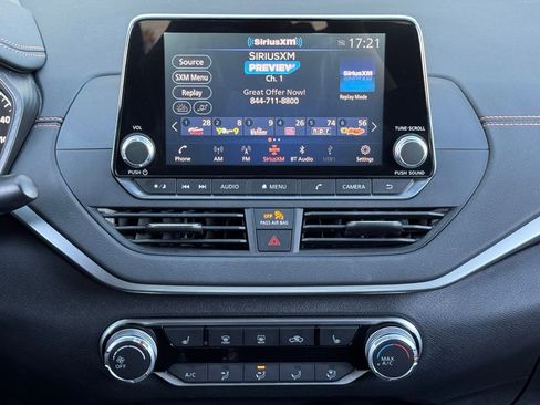 Used 2020 Nissan Altima 2.0 SR image 17