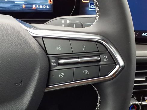 New 2026 Chevrolet Traverse LT w/ Sun and Wheel Package image 40