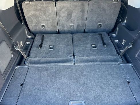 Used 2022 Ford Explorer Limited w/ Class IV Trailer Tow Package image 16