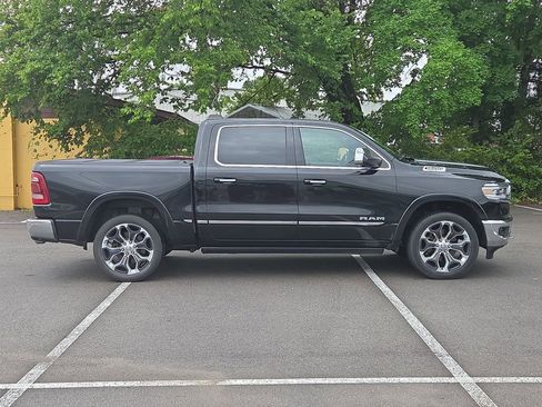 Used 2019 RAM 1500 Limited AWD/4WD image 2