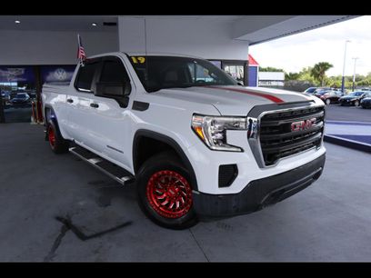 Used 2019 GMC Sierra 1500 2WD Crew Cab w/ Convenience Package