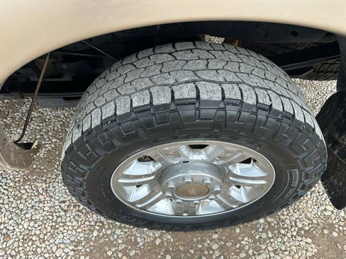 Used 2012 Ford F250 King Ranch w/ King Ranch w/Chrome Pkg image 41