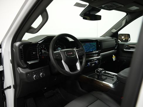 New 2026 GMC Sierra 1500 Elevation w/ Elevation Premium Package AWD/4WD image 26