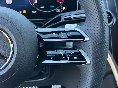 New 2025 Mercedes-Benz GLC 300 4MATIC image 22