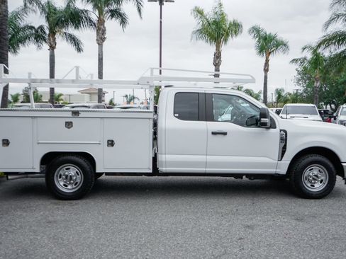 Used 2024 Ford F250 XL w/ XL Chrome Package RWD image 11