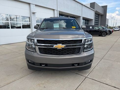 Used 2018 Chevrolet Tahoe LT w/ LT Signature Package image 2