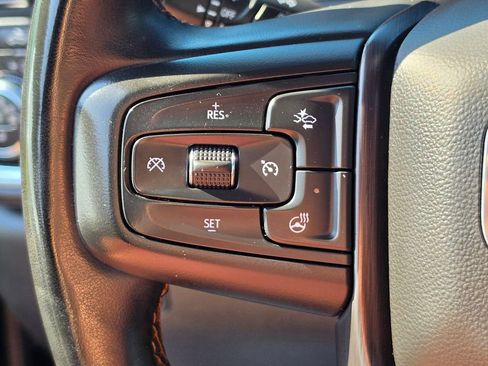 Used 2023 GMC Sierra 2500 AT4 w/ AT4 Premium Plus Package AWD/4WD image 19