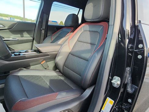 New 2026 Chevrolet Equinox RS w/ LPO, Floor Liner Package image 21
