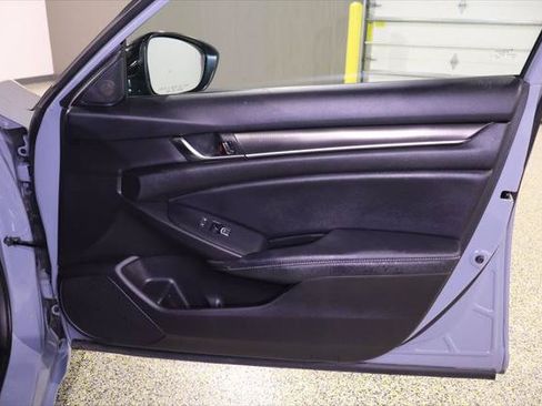 Used 2022 Honda Accord Sport image 36