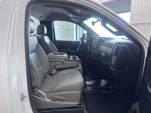 Used 2017 Chevrolet Silverado 1500 W/T RWD image 10