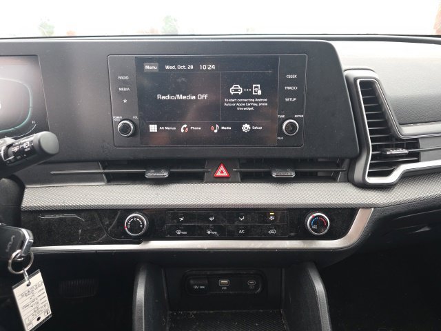 Used 2023 Kia Sportage LX AWD/4WD image 17