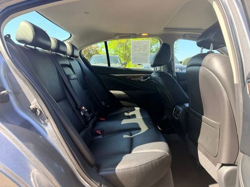 Used 2019 INFINITI Q50 Luxe w/ Essential Package (3.0T Luxe) AWD/4WD image 16