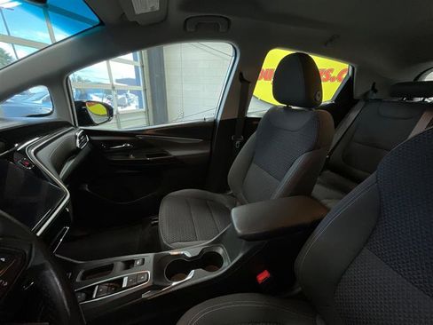 Used 2023 Chevrolet Bolt LT image 12