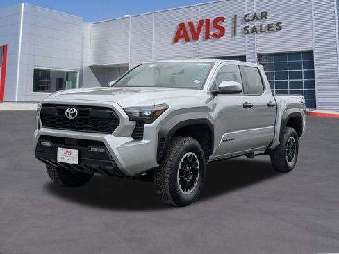Used 2025 Toyota Tacoma TRD Off-Road image 1