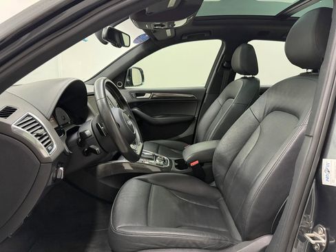 Used 2016 Audi SQ5 Premium Plus w/ Technology Package AWD/4WD image 9