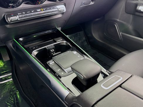 Certified 2023 Mercedes-Benz GLB 250 image 6