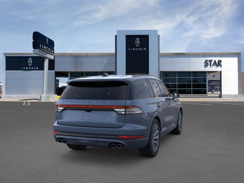 New 2026 Lincoln Aviator AWD image 8