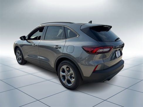 New 2025 Ford Escape ST-Line w/ Equipment Group 301A image 4