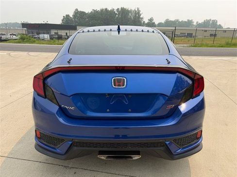 Used 2018 Honda Civic Si image 4