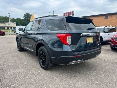 Certified 2024 Ford Explorer XLT w/ Equipment Group 202A AWD/4WD image 26
