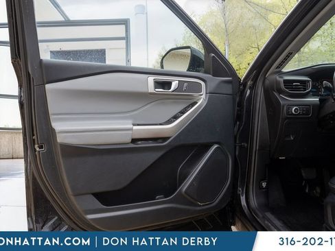 Used 2023 Ford Explorer XLT w/ Equipment Group 202A AWD/4WD image 14