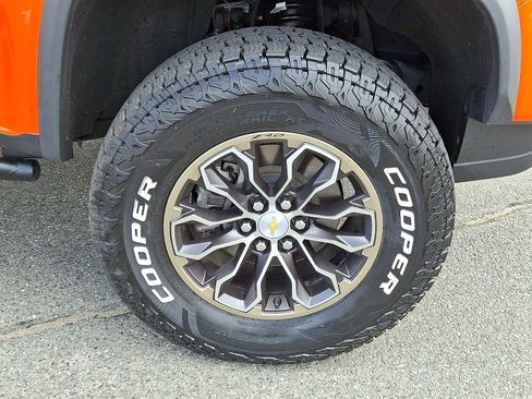 Used 2021 Chevrolet Colorado ZR2 AWD/4WD image 9