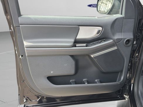 Used 2025 Ford Expedition Max Active image 20