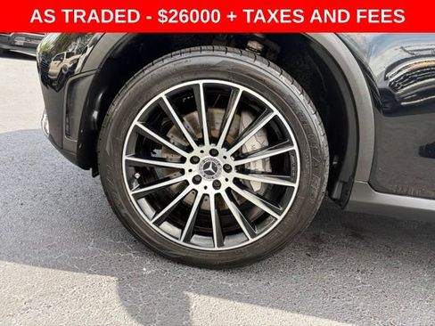 Used 2022 Mercedes-Benz GLC 300 image 9