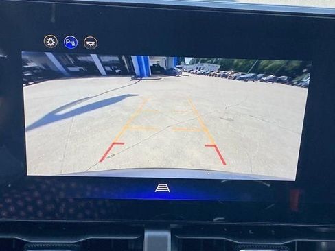 New 2026 Chevrolet Equinox RS w/ Convenience Package III FWD image 13