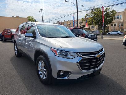 Used 2018 Chevrolet Traverse LT