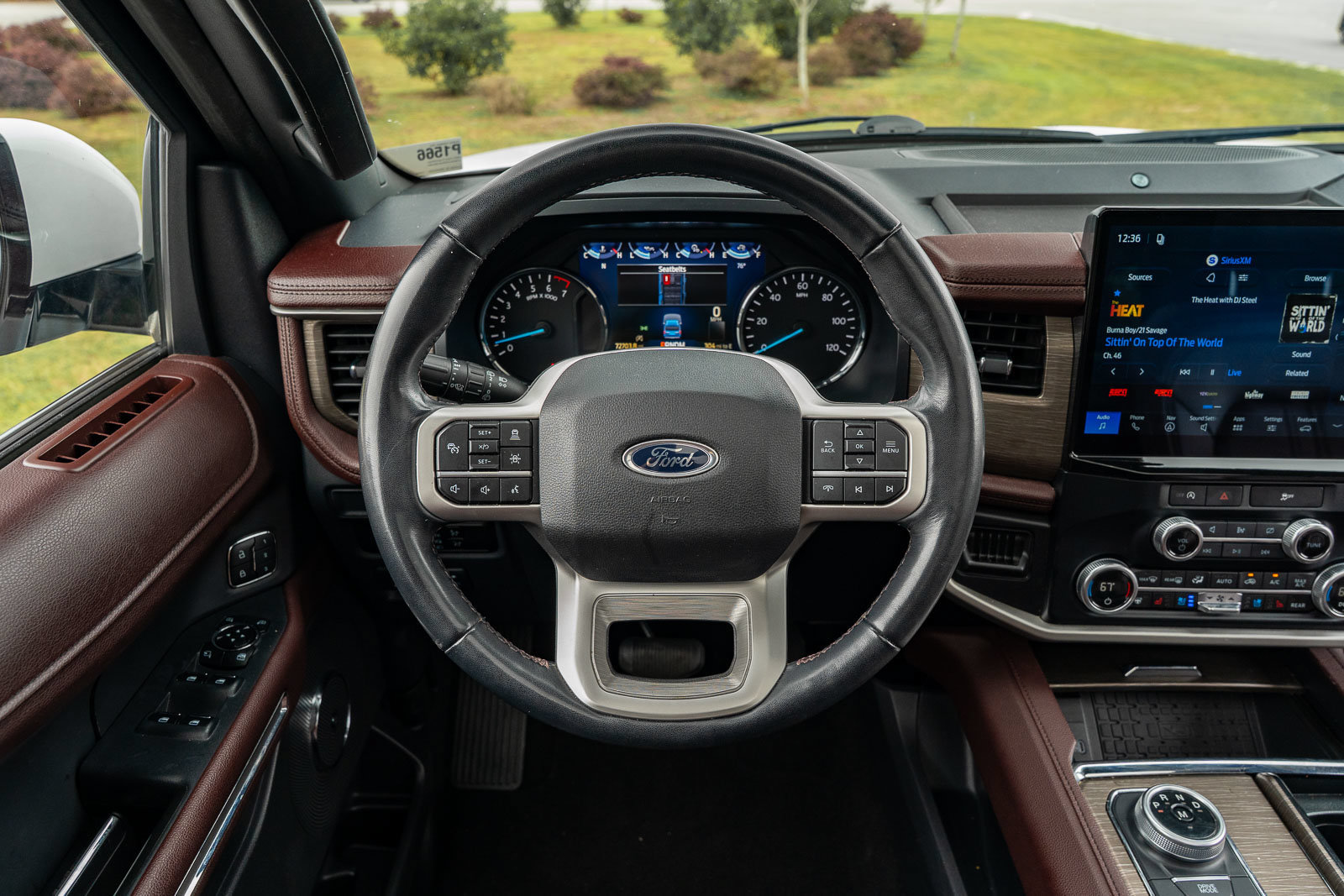 Used 2024 Ford Expedition Limited RWD image 25